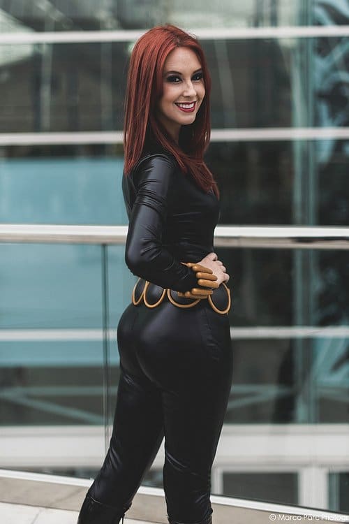 Meg Turney Black Widow Cosplay Butt - 500 x 750 jpeg 48kB