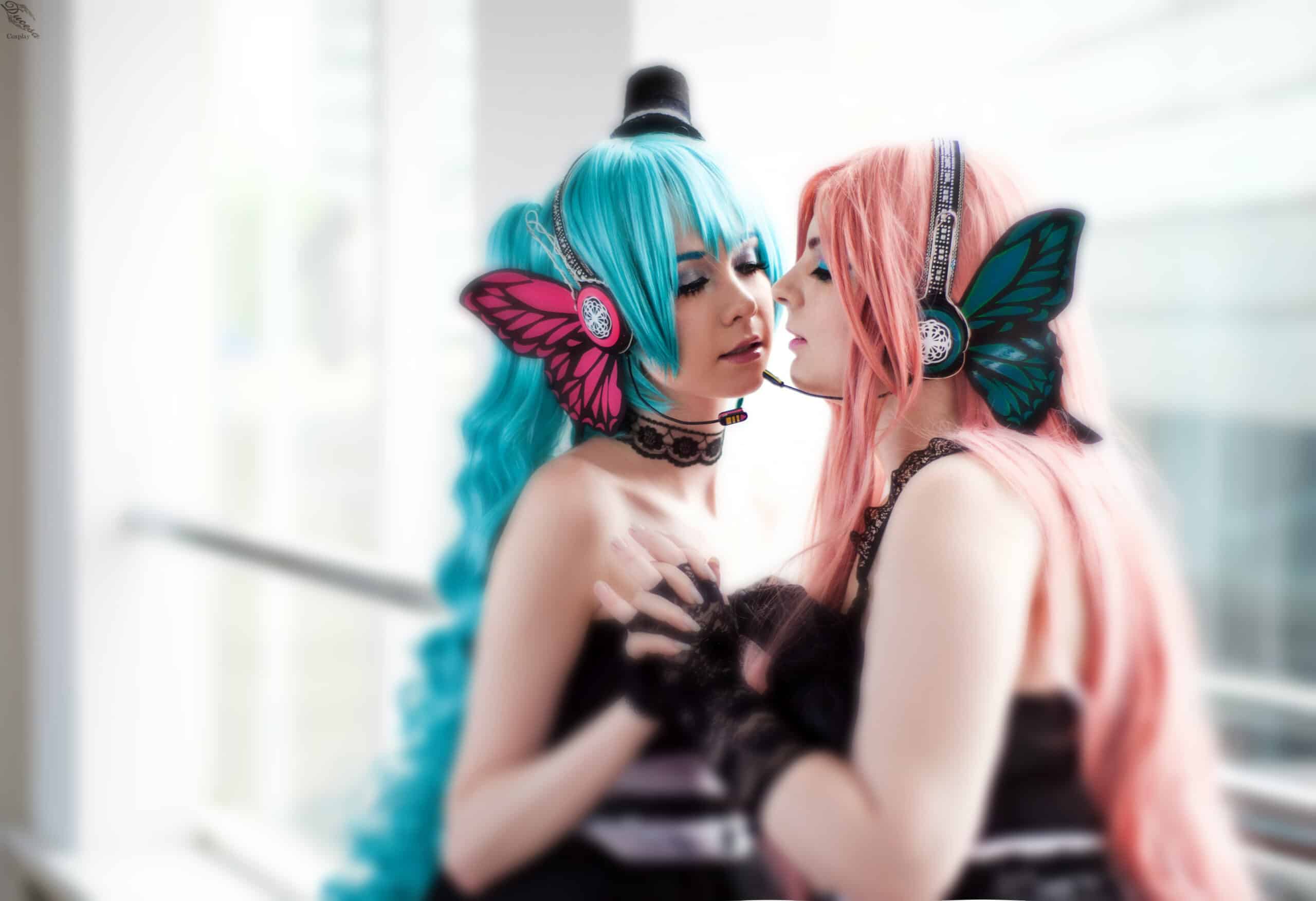 Miku Luka Lesbian Cosplay Love Story Starring DMinorChrystalis and TraumaticCandy by Amaleigh