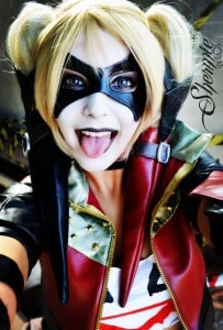 Harley Quinn Cosplay Shermie Hee Hee Selfie by Victor Hugo